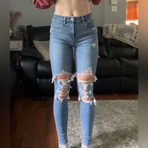 American eagle distressed skinny jeans